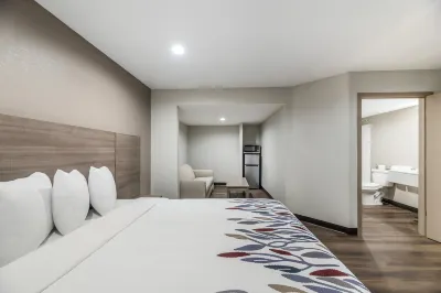 Quality Suites Wildwood - the Villages Hotels in Sumter County