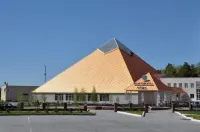 Hotel Pearl of Siberia Hotels near Skeyt-Park
