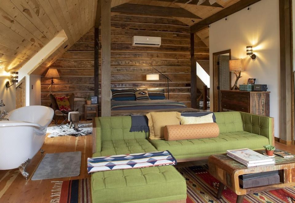 Navajo Peak Lodge - Housity