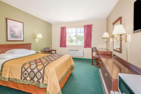 Super 8 by Wyndham Platte City/KCI Airport North