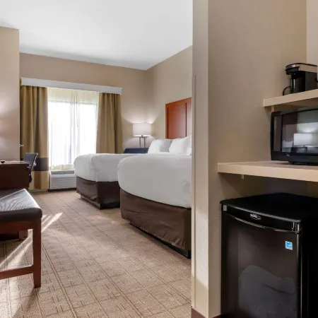 Comfort Inn & Suites