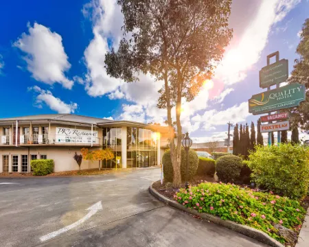 Quality Hotel Melbourne Airport Hotels in Westmeadows
