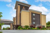 Comfort Suites - 2 estrellas