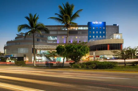 One Puerto Vallarta Aeropuerto