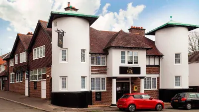 The Old Castle Hotel Hotels near Chiswell Walled Garden