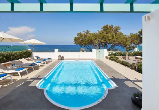 Almyriki Beach Villa