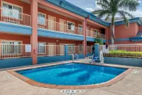 퀄리티 인 & 스위트 - 메르세데스 이달고 카운티 호텔