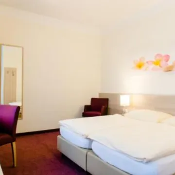 Hotel Krone Post - Housity