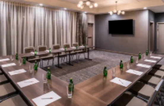 อีเวน โฮเทล ยูจีน บาย IHG