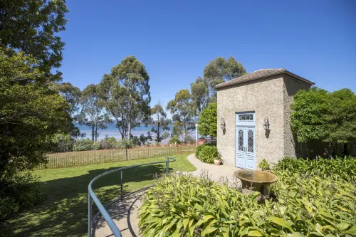 Villa Howden Hotels in Kettering