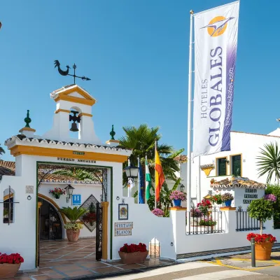 글로발레스 푸에블로 안달루스 Puerto Banus Marina 주변 호텔