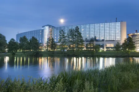 Maritim Airport Hotel Hannover Отели в г. Ганновер