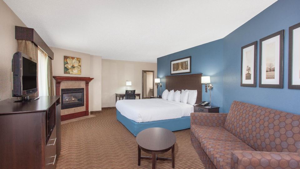 AmericInn by Wyndham Mankato Event Center