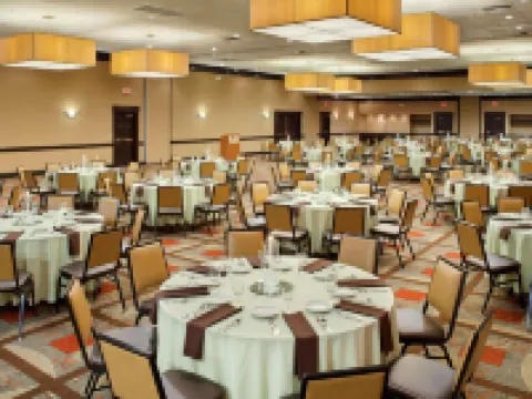 Wyndham Columbus Hotels in Columbus