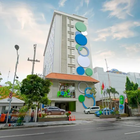 Pop! Hotel Diponegoro Hôtels à : Wonokromo