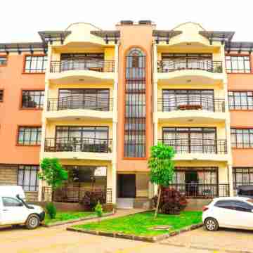 Royal Strata House Hotel Exterior