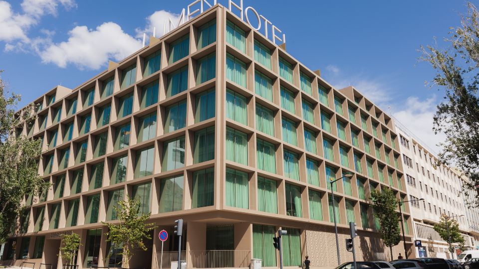 Lumen Hotel & the Lisbon Light Show