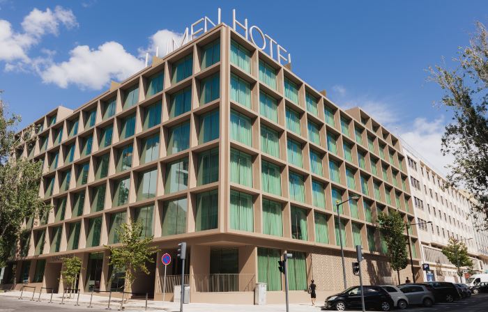 Lumen Hotel & the Lisbon Light Show