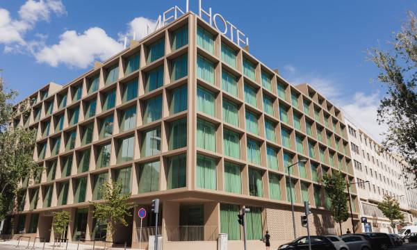 Lumen Hotel & the Lisbon Light Show