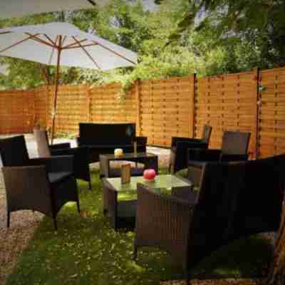 Human Hotel Restaurant Park Hotel Exterior