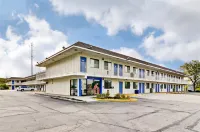 Motel 6 Pittsburgh, PA - Crafton
