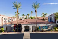 Residence Inn Phoenix Mesa Các khách sạn gần Commemorative Air Force Museum