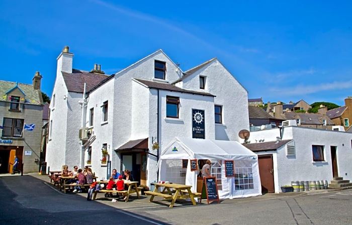 Ferry Inn