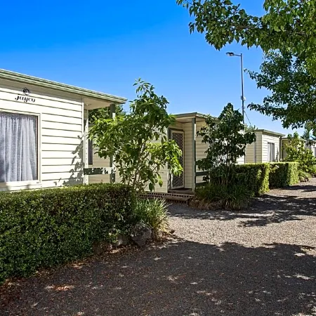 Lake Hamilton Motor Village and Caravan Park