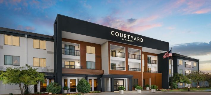 Courtyard Dallas Lewisville Hotels in Denton County