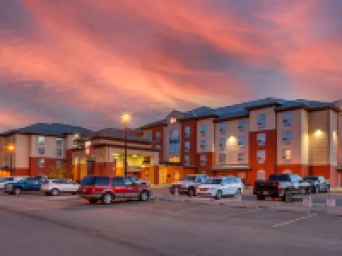 Best Western Plus Meridian Hotel Hoteles en Lloydminster