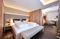 Staudacherhof in Garmisch-Partenkirchen I Blick Aufs Zugspitzmassiv I Einzigartige Bayurvida Küche Hotels in Garmisch-Partenkirchen