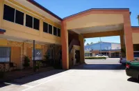 Ayrline Motel Hotels in Ayr