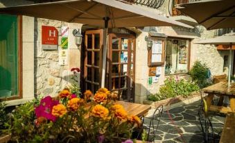 Logis Hôtel Restaurant l'Ancienne Auberge