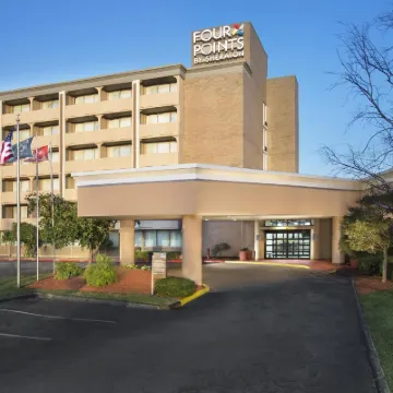 Best Western Premier Kansas City Sports Complex Hotel Hotels near GEHA Field at Arrowhead Stadium