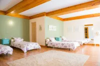 Magnolia B&B Hotels in Монте-Реал