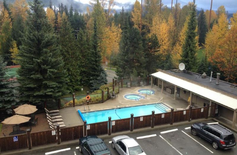 Tantalus Resort Lodge photo 3