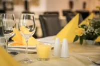 Hotel am Rathaus - breakfast