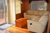Coles Bay House Hotels near BIG4 Iluka on Freycinet Holiday Park