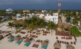 Hotel & Beach Club Ojo de Agua