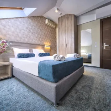 Garni Hotel Mint Отели рядом с достопримечательностью «Парк Кошутняк»