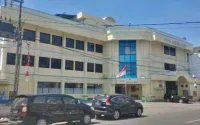 Hotel Permata Sari Hotel dekat Jual Roti Mantau Khas Parepare