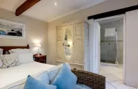 Sacred Mountain Lodge Các khách sạn ở Kommetjie