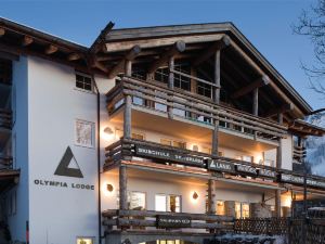 Mountain Lodge Oberjoch by Hanspeter Lanig