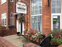 Vikings Accommodation Hotels in Clifton Without