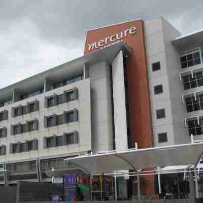 Mercure Sydney Liverpool Hotel Exterior