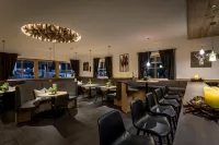 拉弗拉多拉飯店 - 多洛米蒂飯店 - 3 星級