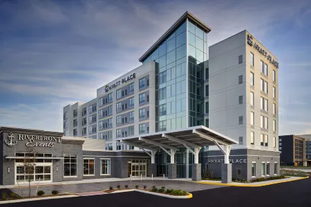 Hyatt Place Wilmington Riverfront Отели в г. Уилмингтон