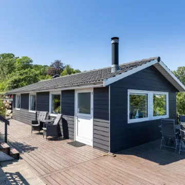 "Pimen" - 200m from the Sea