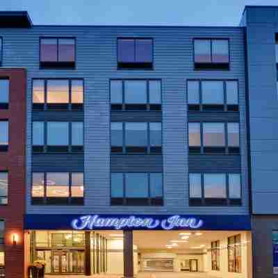 Hampton Inn Salem Boston, MA Hotel Exterior