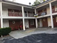 Motel Town House Hotels in Everett